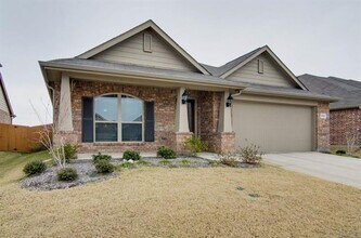 Building Photo - 16221 Stillhouse Hollow Ct