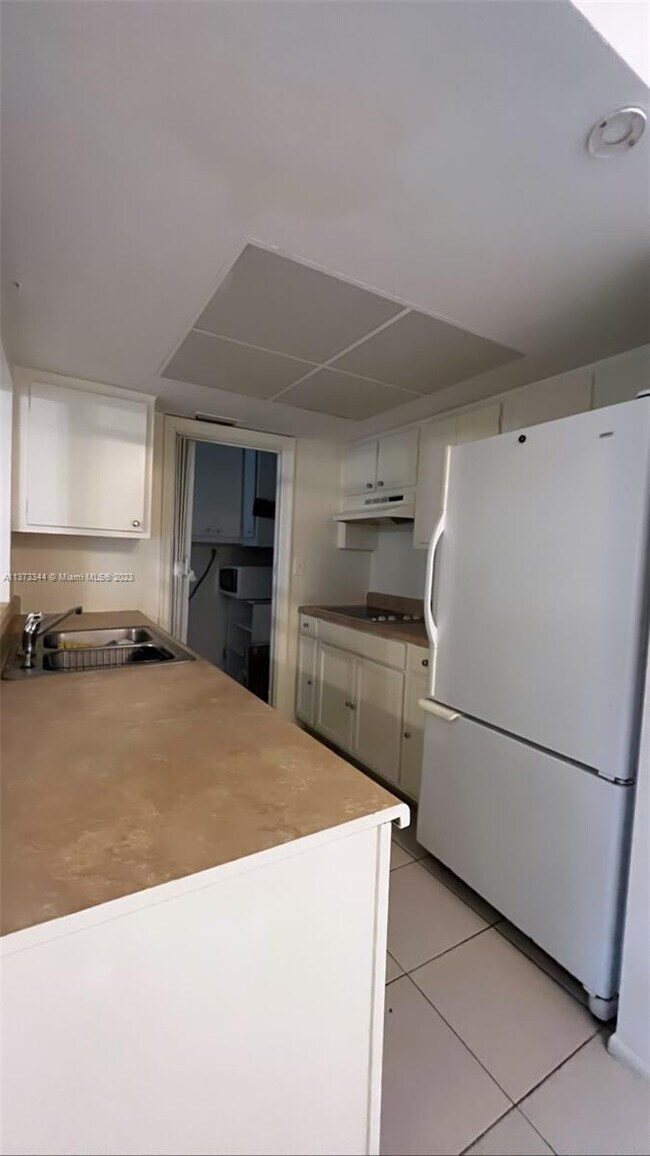 Foto del edificio - 5810 NW 82nd Terrace