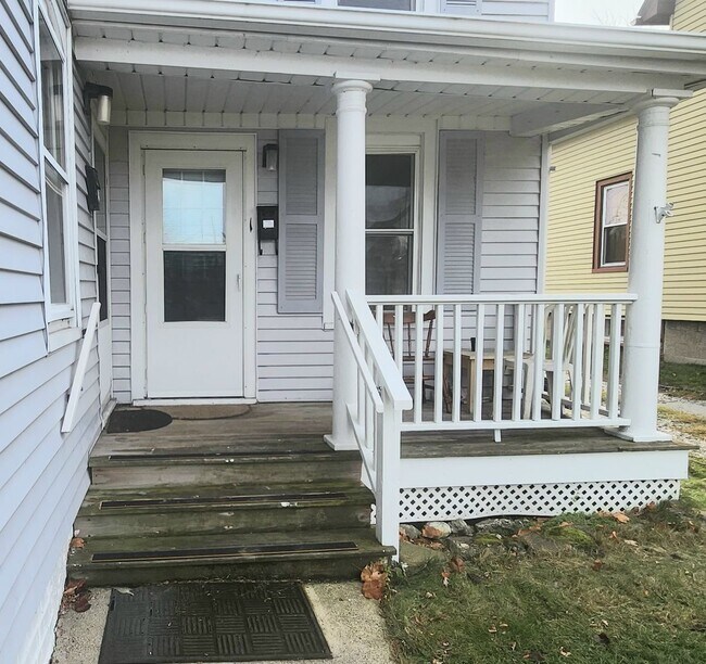 Building Photo - 525-45th Street