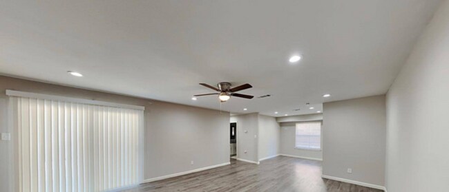 Building Photo - 3714 French Wood Dr