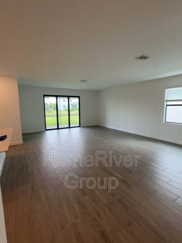 Foto del edificio - 14290 Winding Cedar Wy
