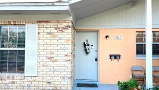 Building Photo - 7065 Balboa Dr