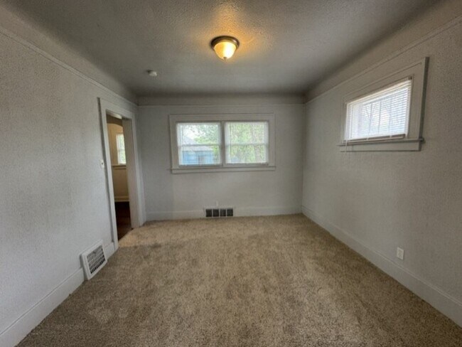Foto del edificio - 15465 Wisconsin St