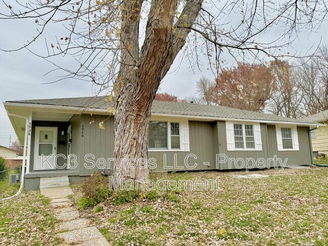 Foto del edificio - 5940 E 136th St