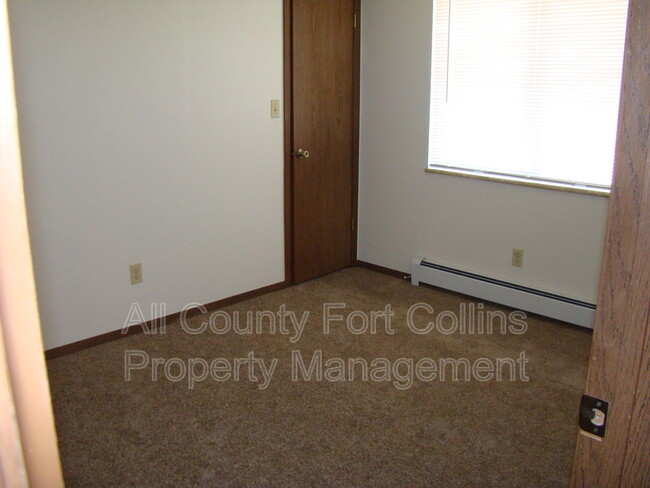 Building Photo - 421 Mulberry Dr