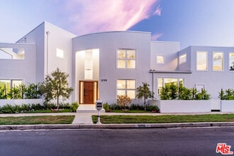 Building Photo - 12156 Leven Ln