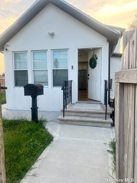 Primary Photo - 515 Beach 43rd St