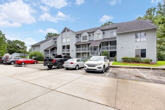 Building Photo - 8471 Yadkin Cir