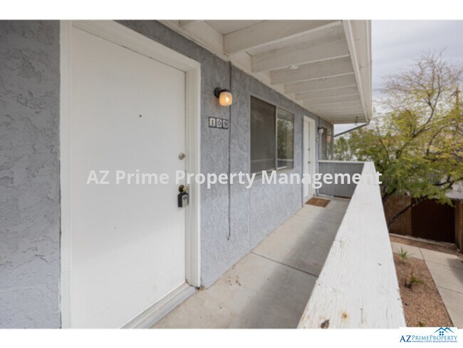 Foto del edificio - Wow! Gorgeous Tucson 1/1 apartment-style a...
