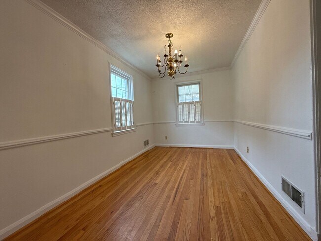Foto del edificio - Three Bedroom 1 Bath house in Baltimore