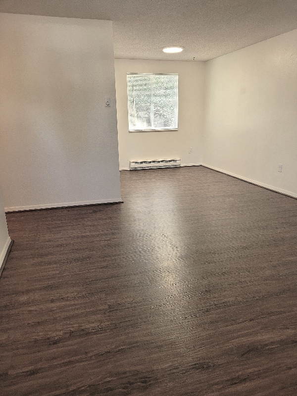 Building Photo - 228 Glenda Dr