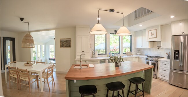 Foto del edificio - 4962 Caroline Ln