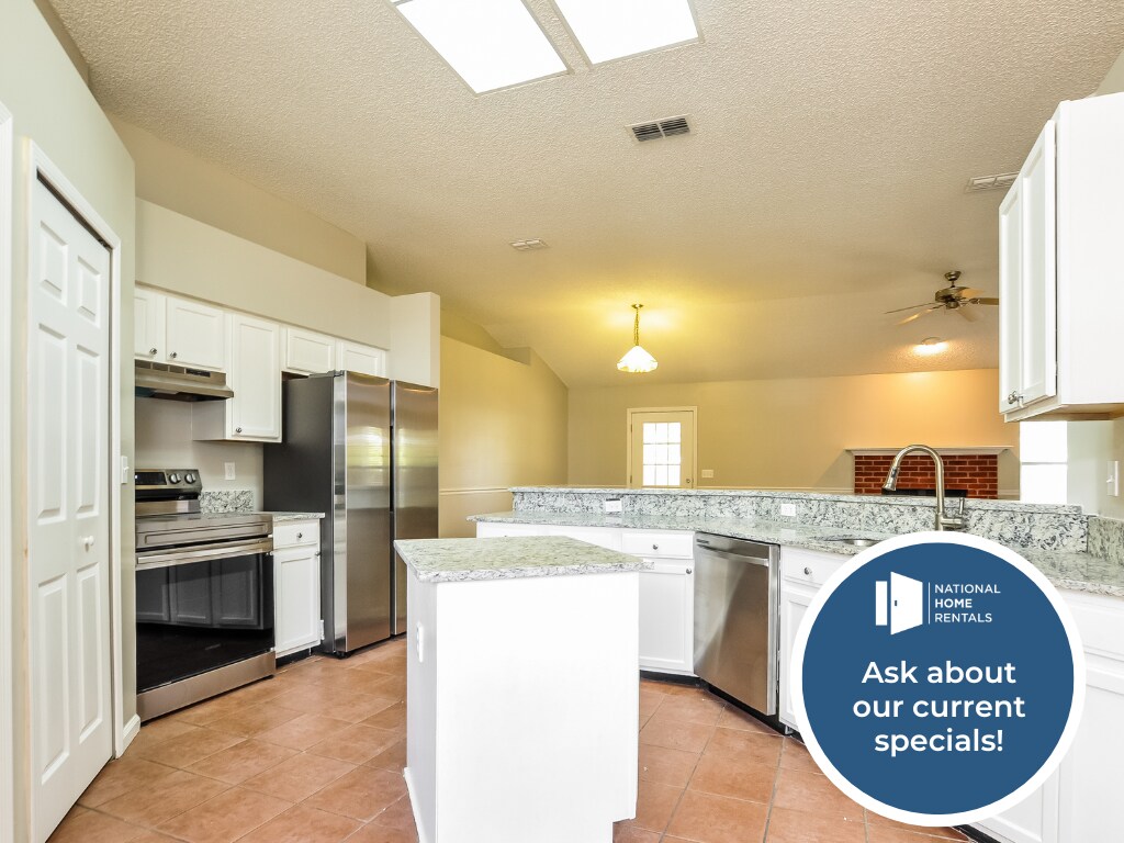 526 Summit Dr, Orange Park, FL 32073 House Rental in Orange Park, FL