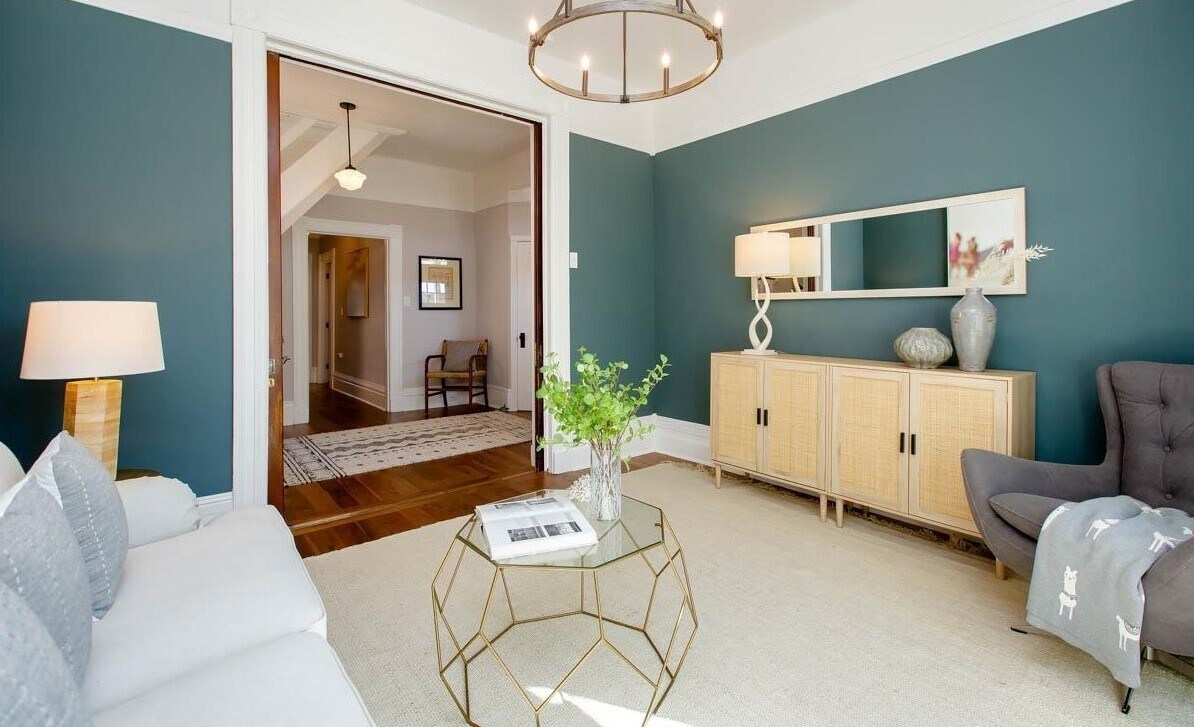 Photo - 2253 Clinton Avenue-