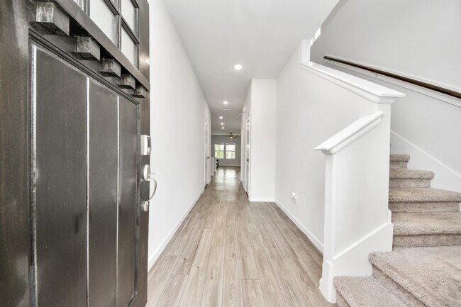 Foto del edificio - 68 Valiant Ridge Trail