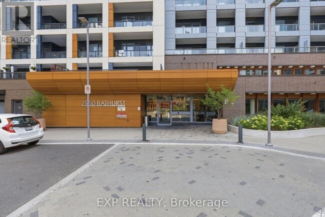 Building Photo - 7950 Bathurst St
