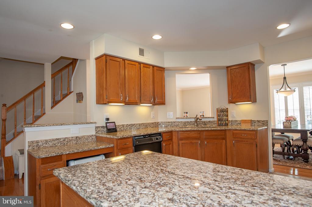Foto principal - 6615 Sky Blue Ct