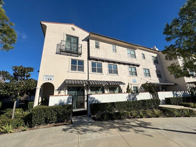 Foto del edificio - COMING SOON! 4-Bedroom Home in the Gated Villa Metro Community!