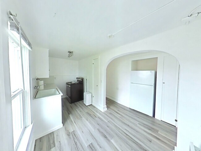 Comedor de la Unidad 6 - The Highland at 936