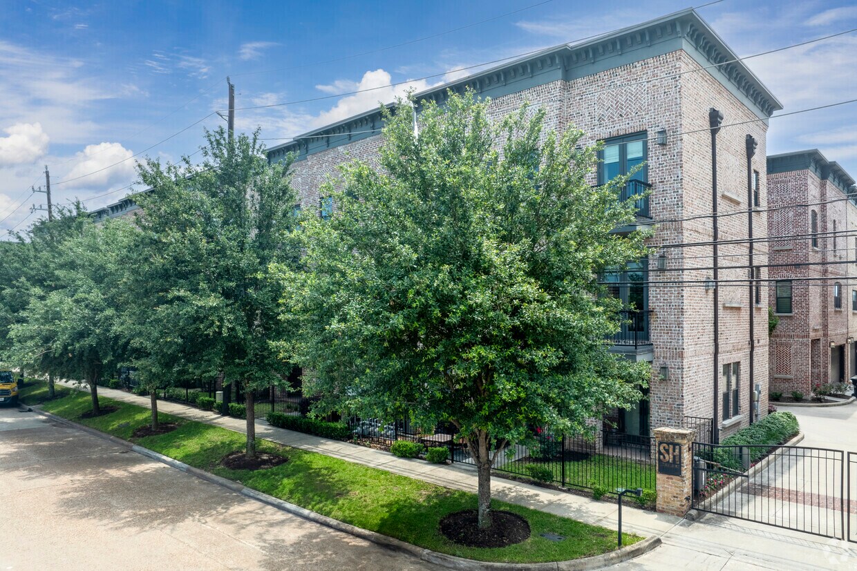 Broadstone Studemont Broadstone Studemont Apartments in Houston, TX
