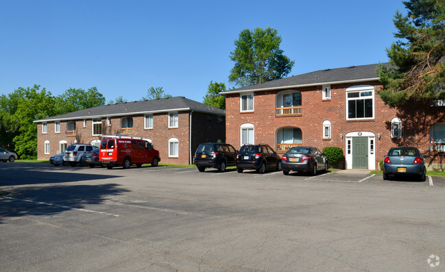 Parking Area - Paradise Lane Apartments