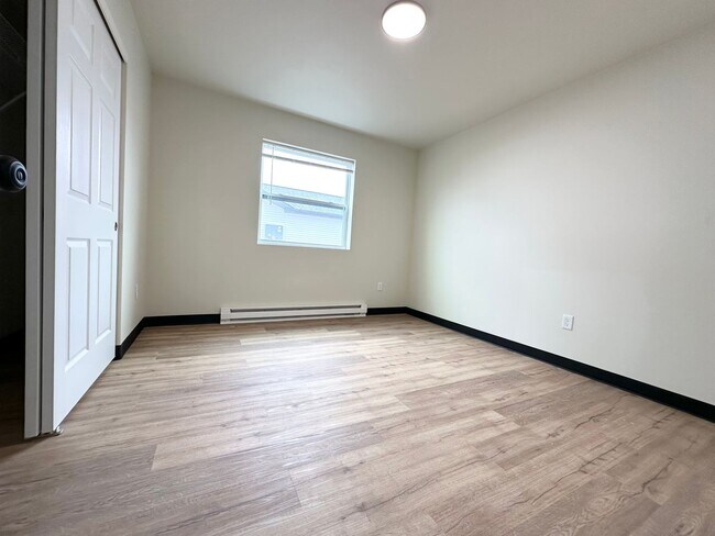 Foto del edificio - 515-517 Rustic Ridge Drive (Lot 5)