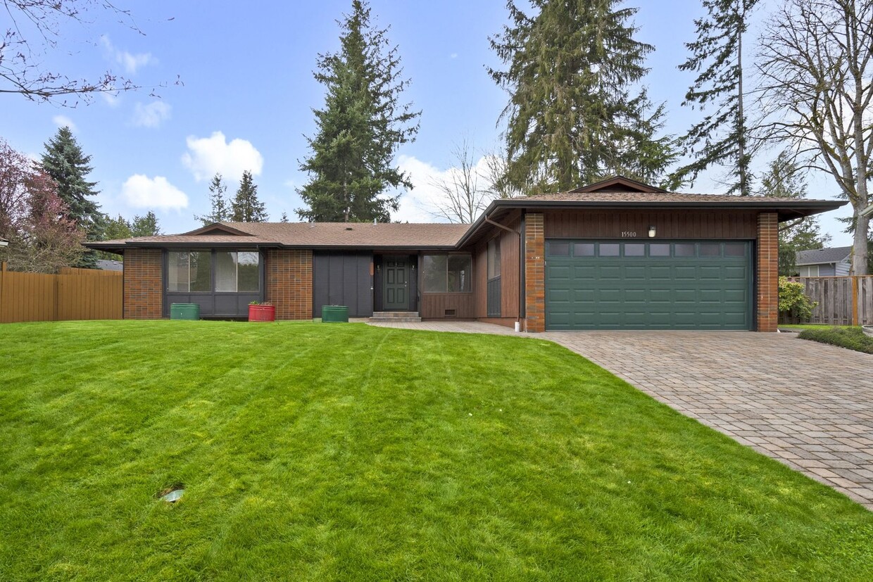 Foto principal - 4Bd/2Ba Renton House