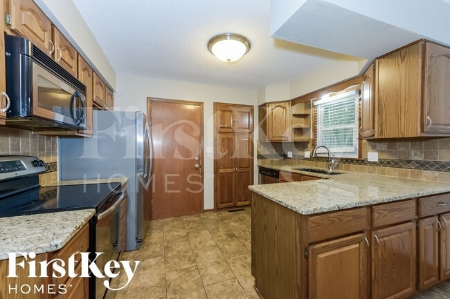 Foto del edificio - 6800 N Walrond Ave