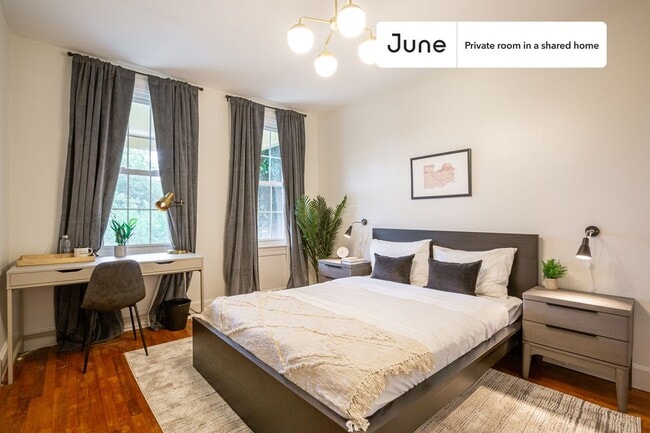 Private bedroom in 5 bed/2 bath Home - Private bedroom in 5 bed/2 bath Home