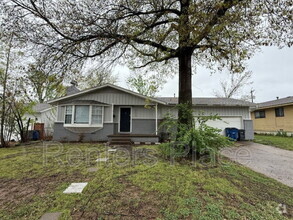 Building Photo - 6624 E 27th Pl