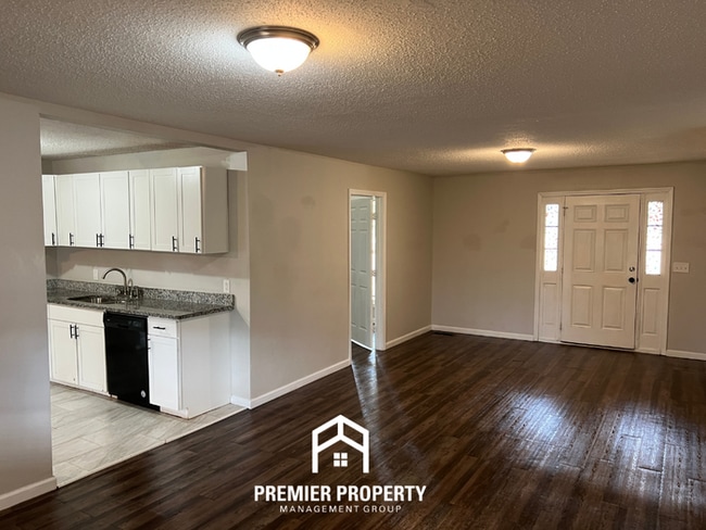 Building Photo - 239 Wilbanks Rd