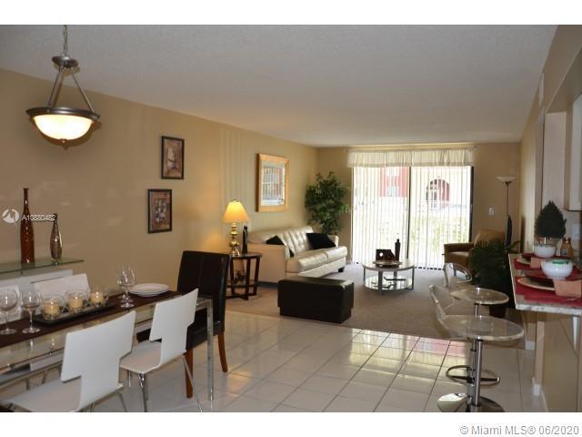 Foto del edificio - 18255 NW 68th Ave