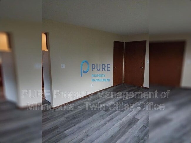 Building Photo - 144 13th Ave S