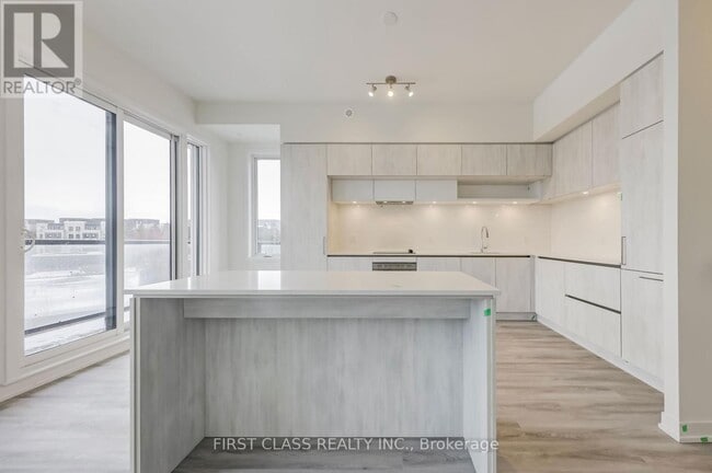 Photo du bâtiment - 10 Steckley House Ln