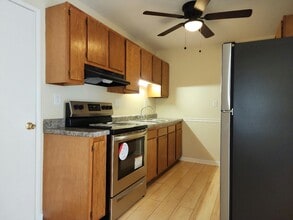 Building Photo - 2526 Gravois Rd