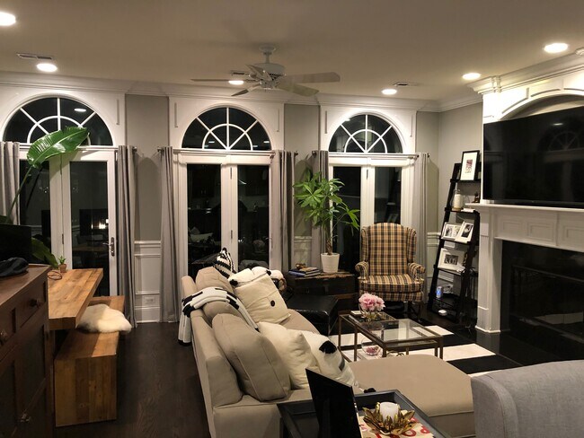 Foto del edificio - 3340 N Kenmore Ave