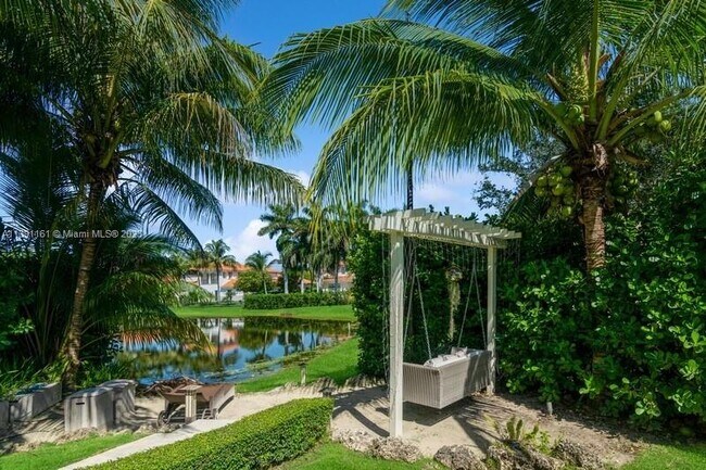 Foto del edificio - 7994 SW 194th St