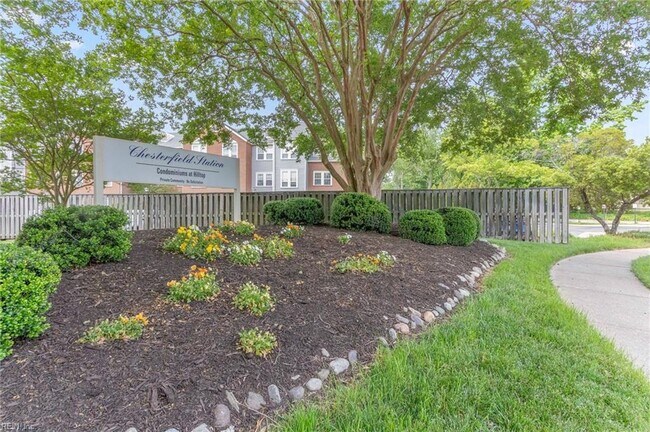 Foto del edificio - 1831 Chantilly Ct