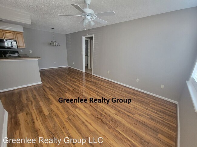 Building Photo - 2 br, 2 bath House - 12123 Holbrook Drive ...