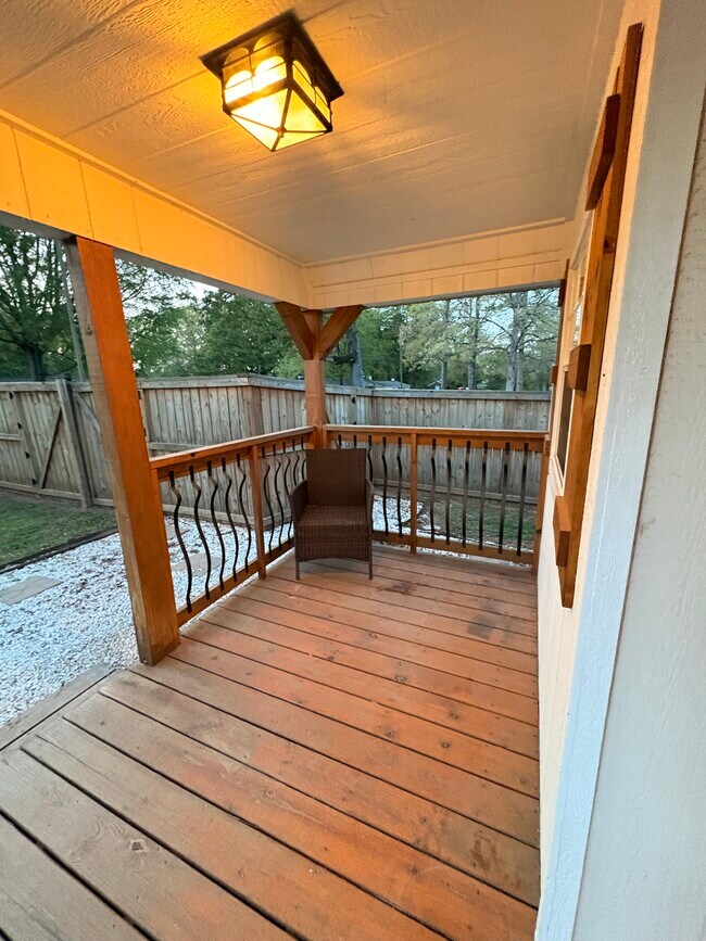 Foto del edificio - Private 1-Bedroom Cottage