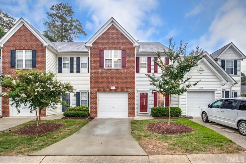 Foto principal - 6517 Rossford Ln