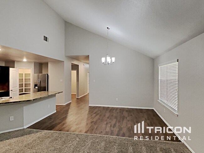 Foto del edificio - 15443 Refugio Verde Wy