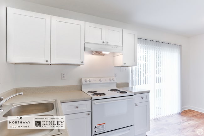 Interior Photo - Highland Commons