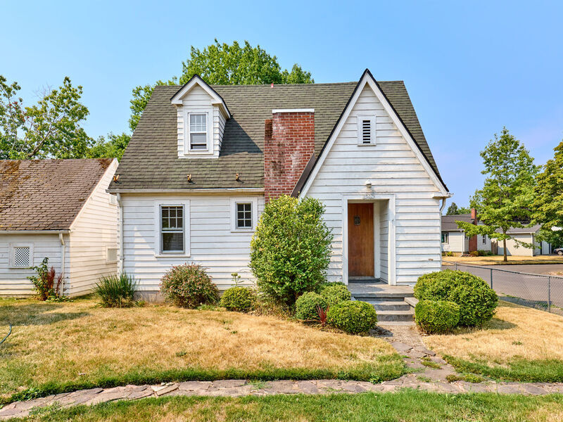 Primary Photo - 1900 Laurel Ave NE