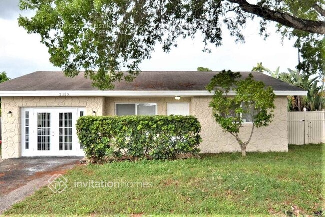 Building Photo - 3339 NW 69th Ct