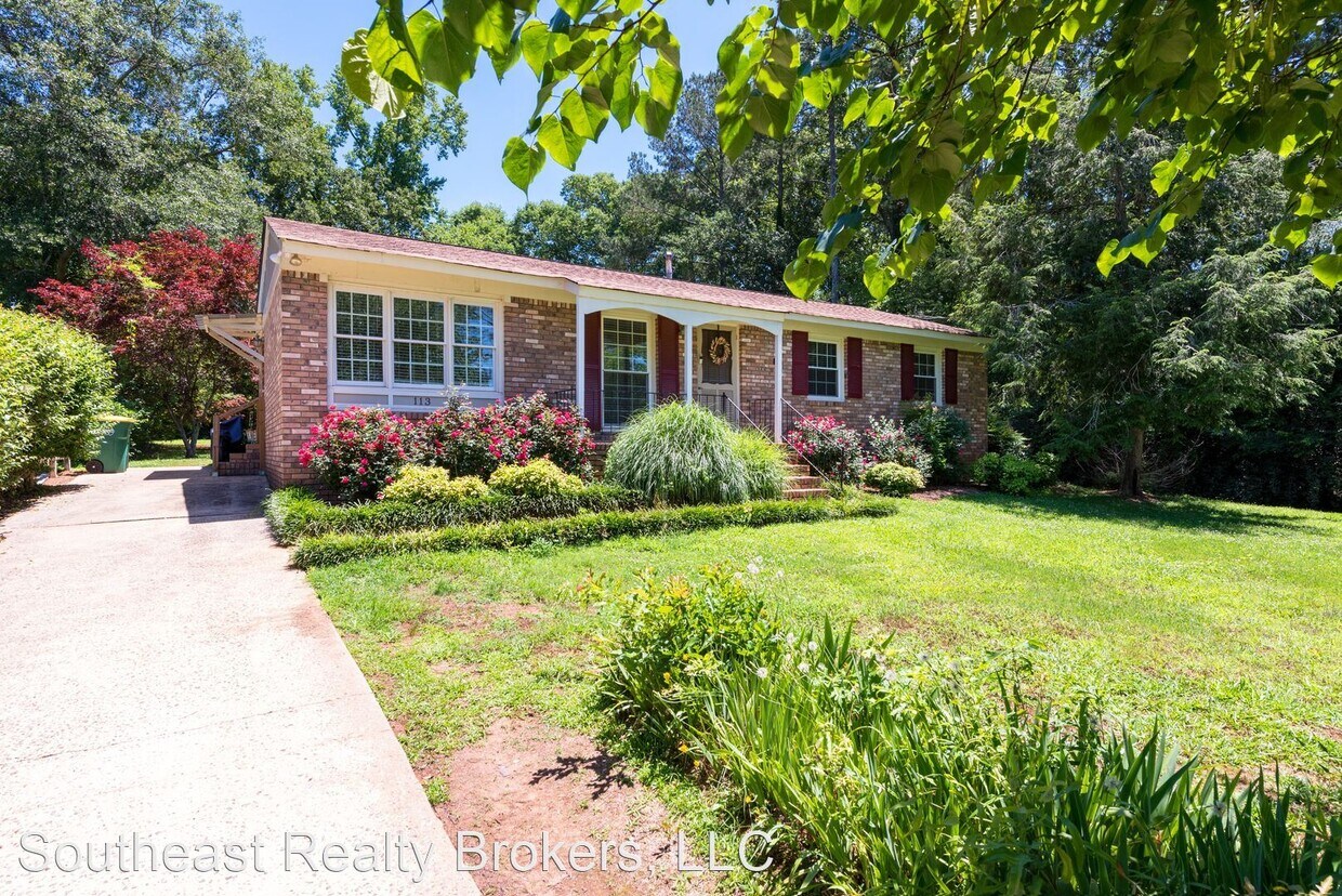 Primary Photo - 3 br, 2 bath House - 113 Elder Road