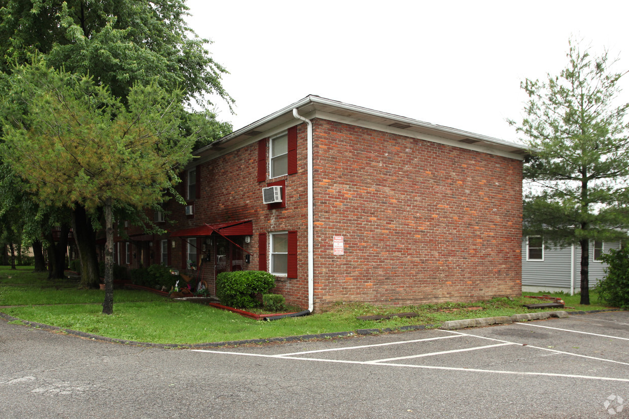 Primary Photo - 307-309 N Marshall Ave