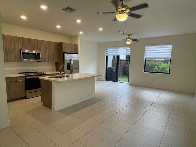 Foto del edificio - 15834 NW 91st Ave