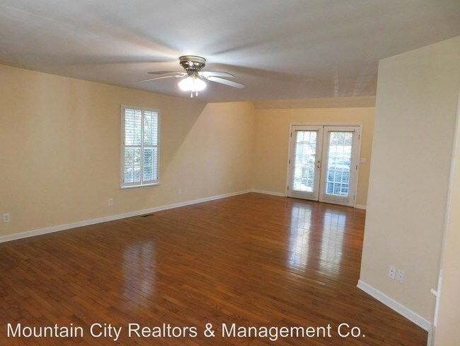 Foto del edificio - 503 Signal Mountain Blvd