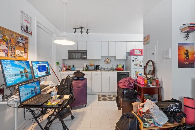 Foto del edificio - 22 69th St